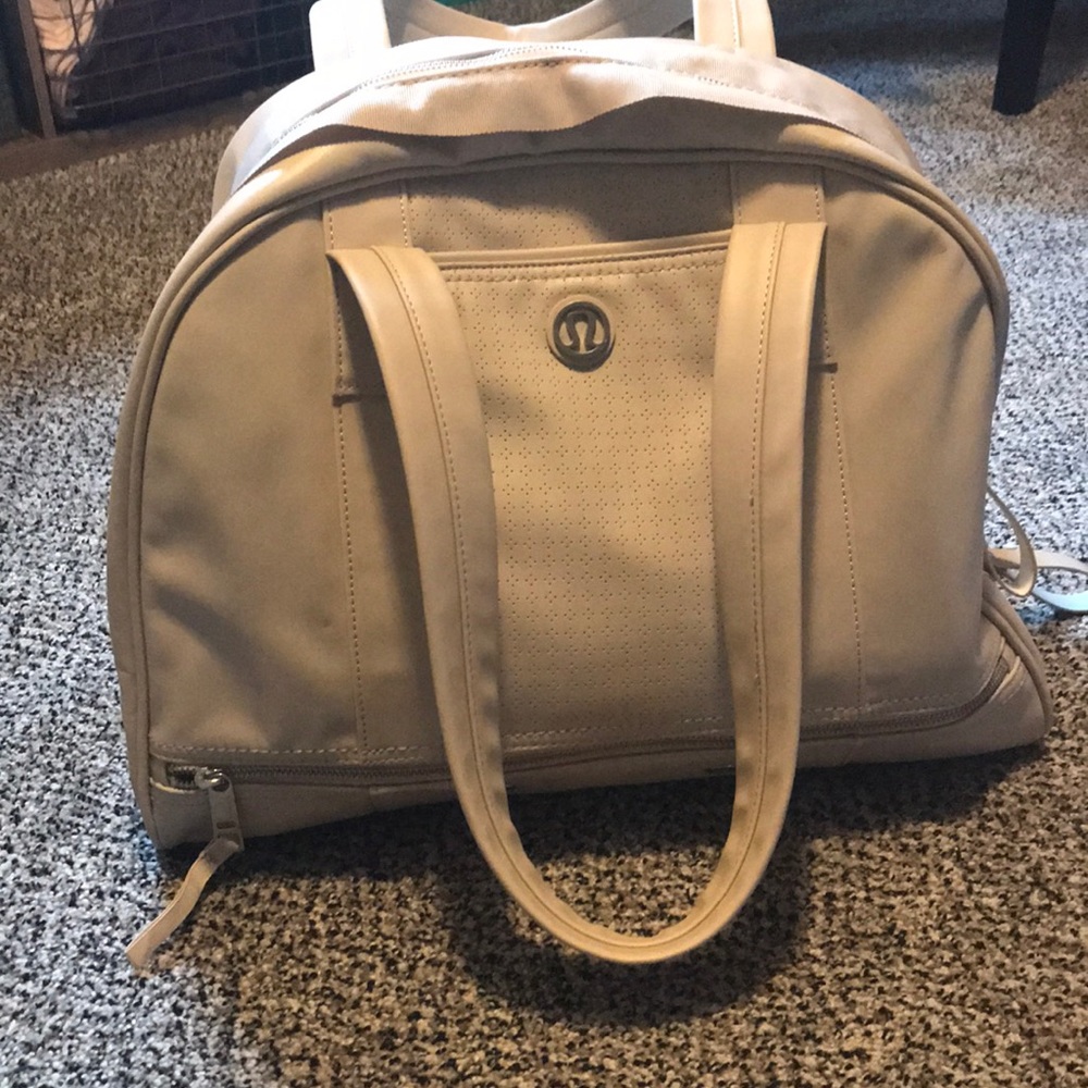 Lululemon gym bag light beige